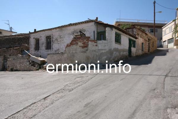 GL 0214 - Village House Ruin - Old Village - Ermioni